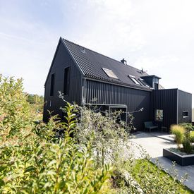 EFH Dach und Fassade Eternit