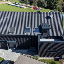 EFH Dach und Fassade Eternit